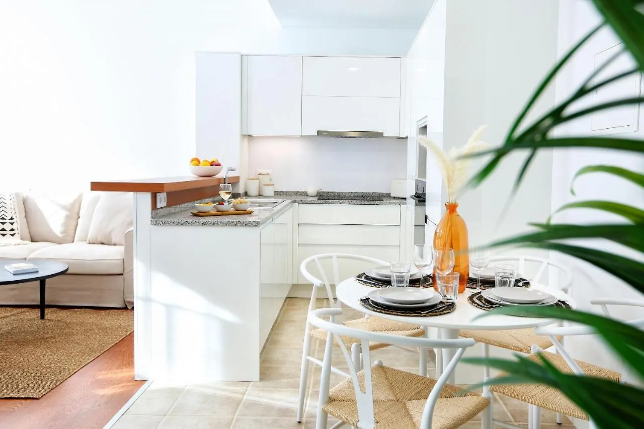 Under The Moon Apartment Faro