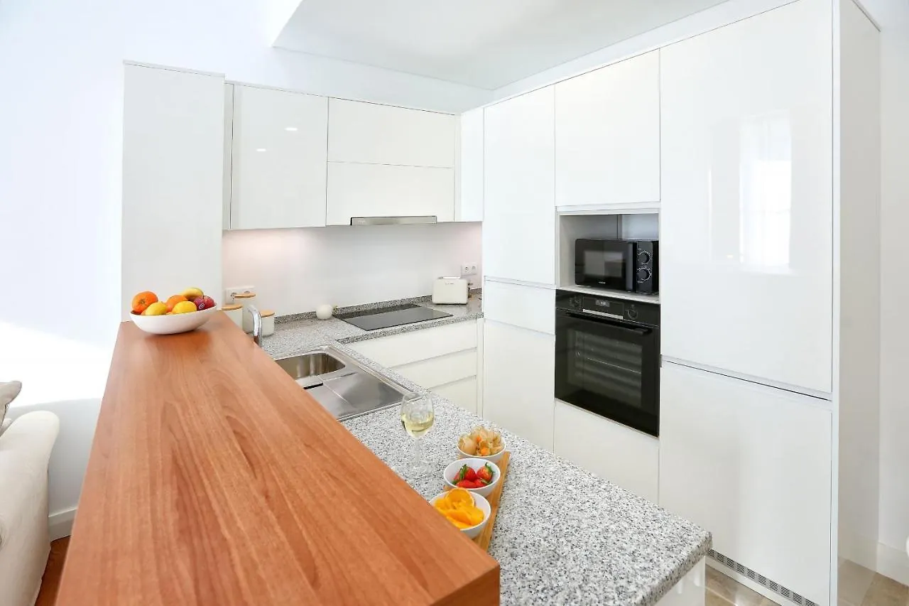 Under The Moon Apartment Faro